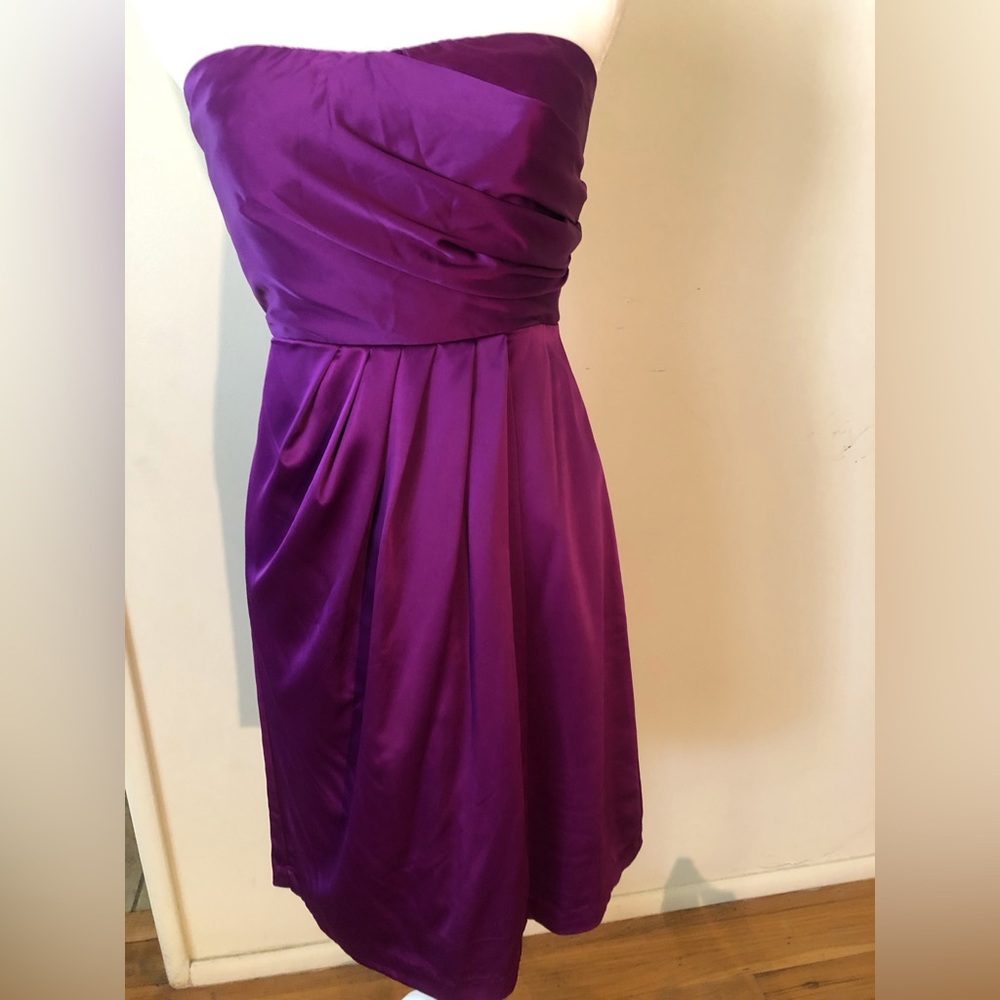 Bebe cocktail dress, great for wedding or formal events, brand new, size 6